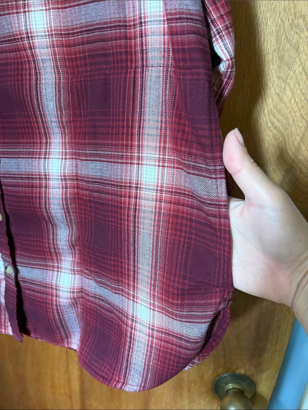Jachs Girlfriend Women’s Red Plaid Soft Button-Up Flannel Shirt - Picture 7 of 9